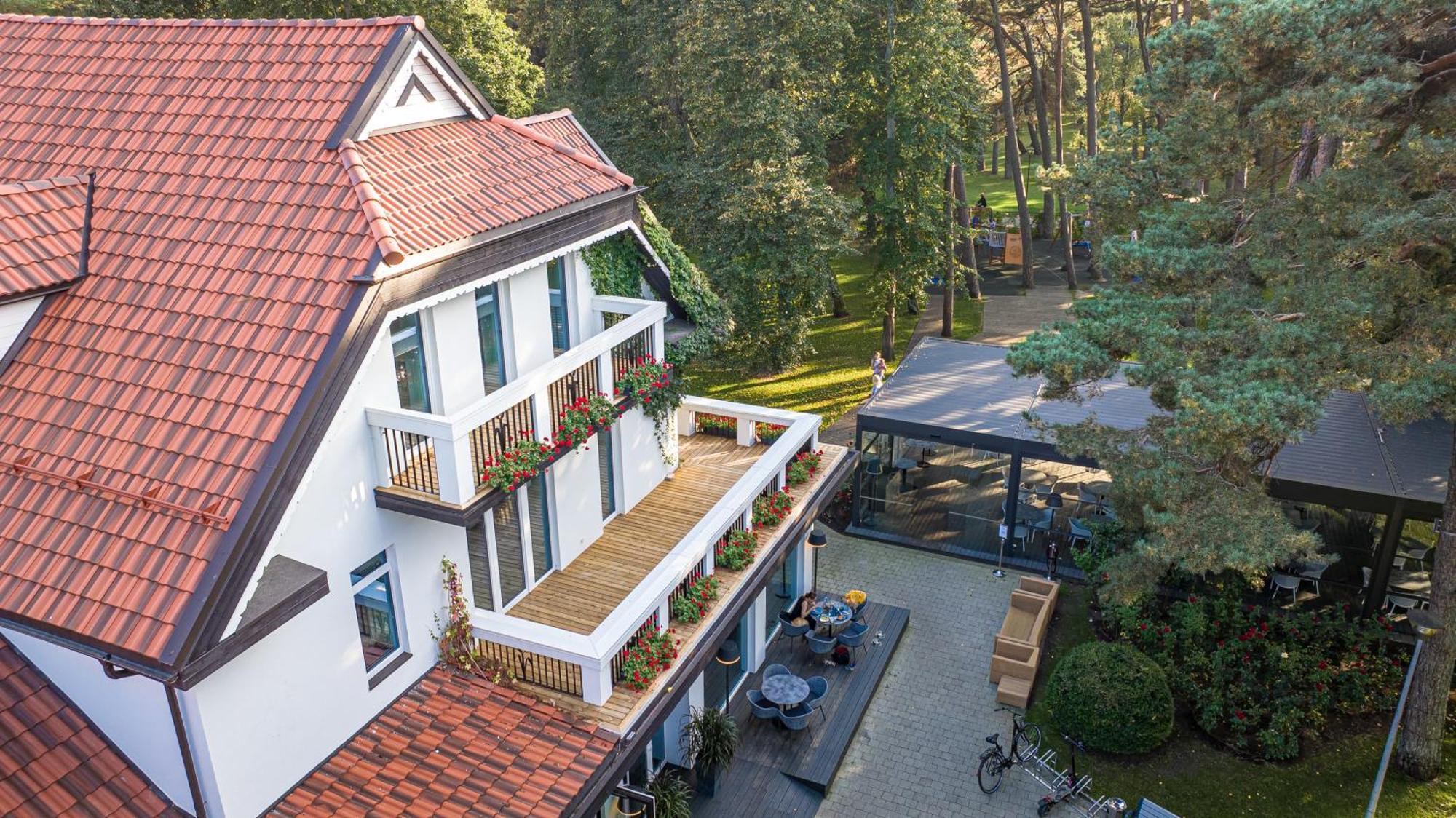 Palanga Life Balance Spa Hotel Exterior foto The house of the German ambassador in Warsaw